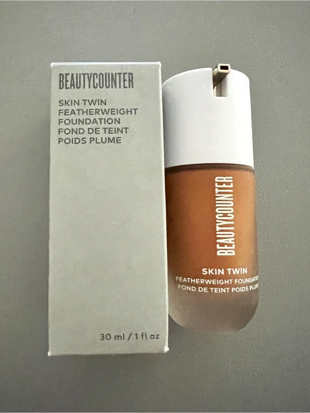 Beautycounter Skin Twin Foundation — Tan 450 (Warm Tan)